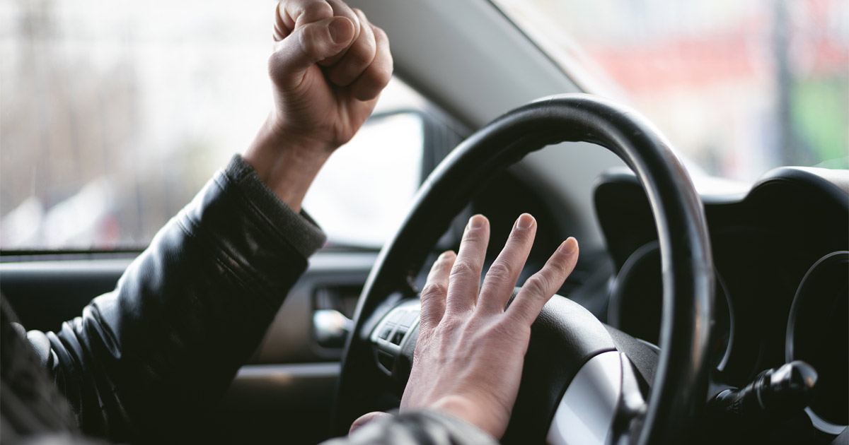 What are the Signs of Aggressive Driving?