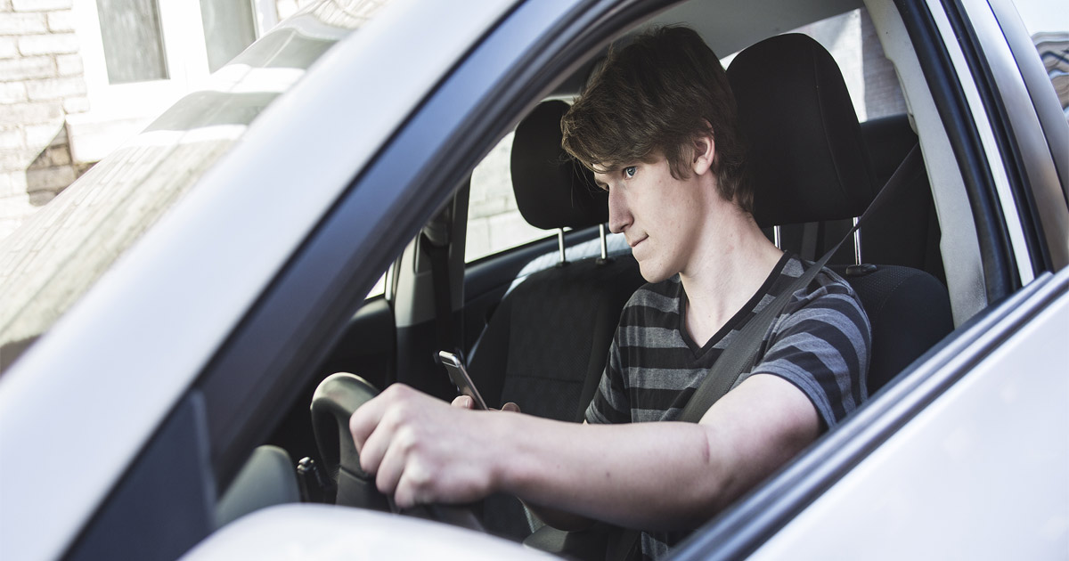 A Parent’s Guide: What Are Driving Tips for College Students?
