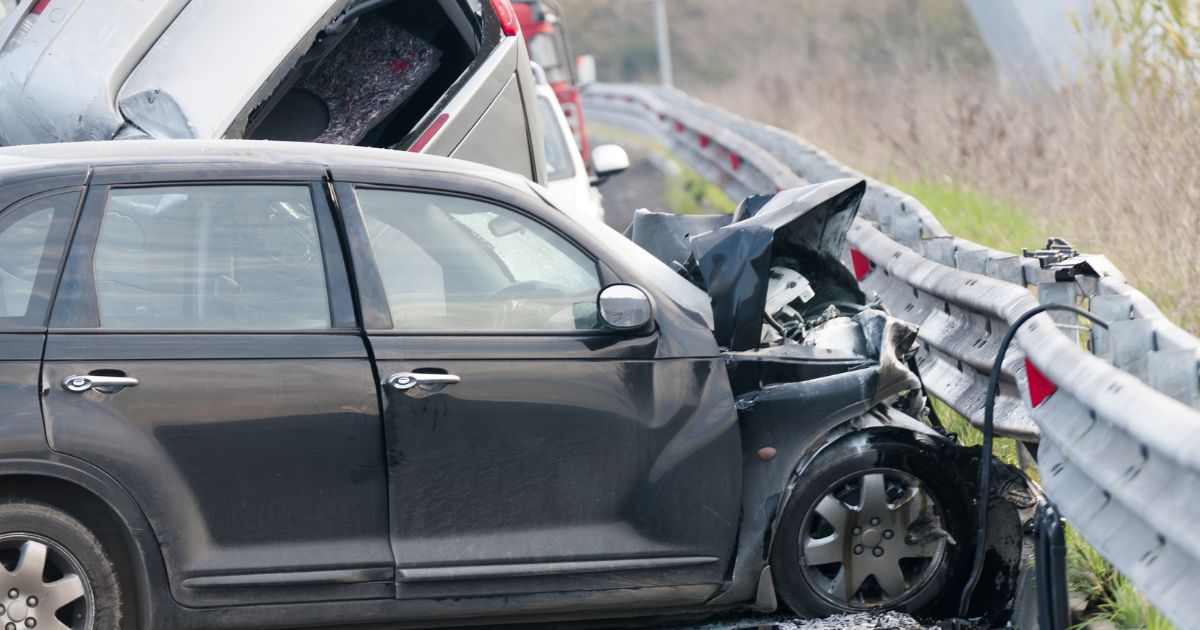 University of Delaware Student Killed, Eight Injured in Fleeing U-Haul Crash 
